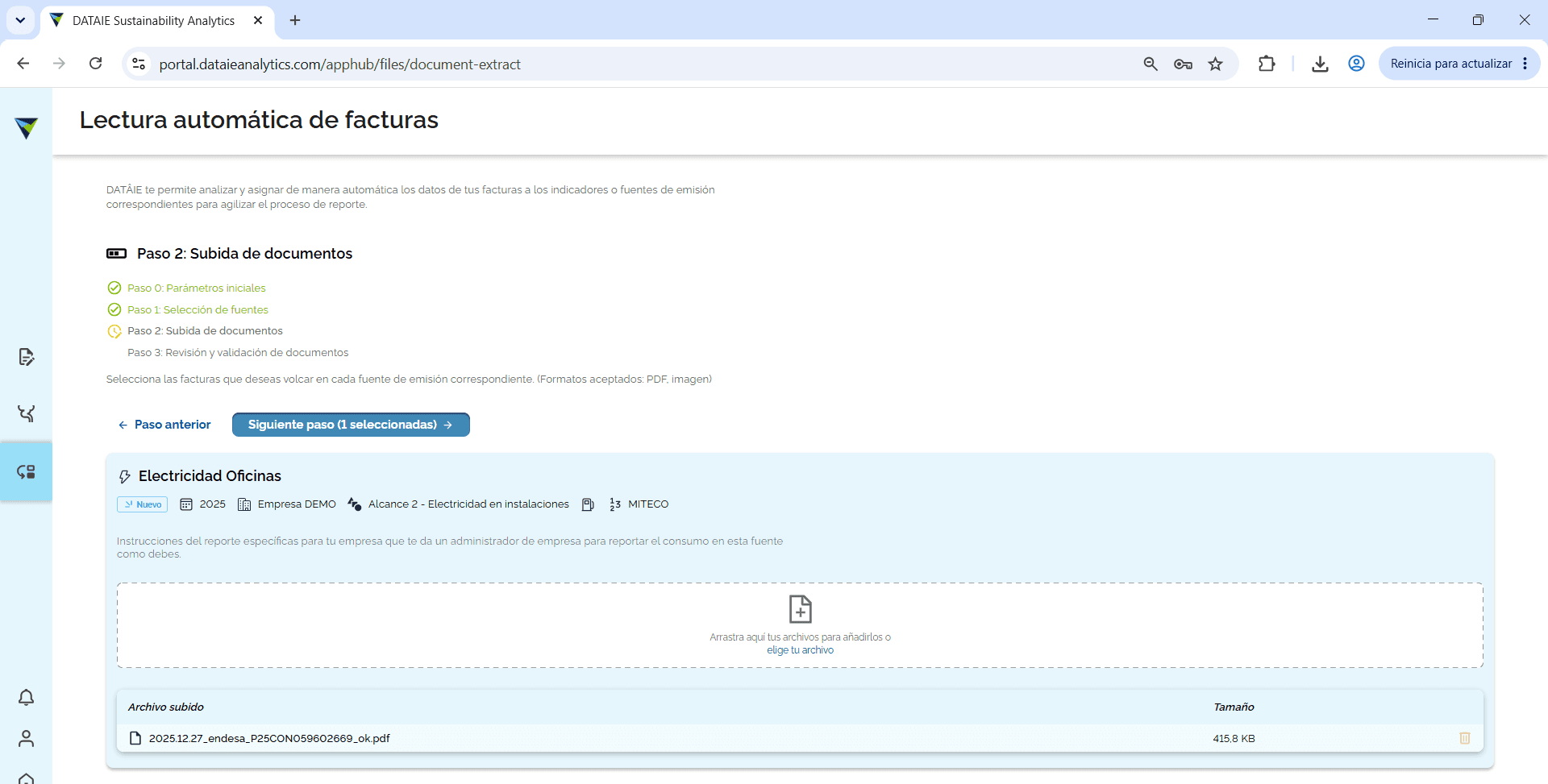 Step #7: Hacer click en "elige tu archivo" para seleccionar las facturas a proceder a leer. Elegir la factura deseada y continuar presionando "Siguiente paso".