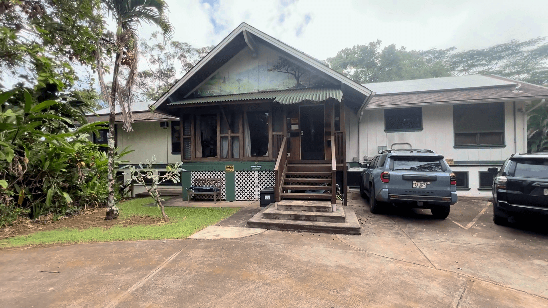 Step #2: Arrive at 6440B Olohena Road.